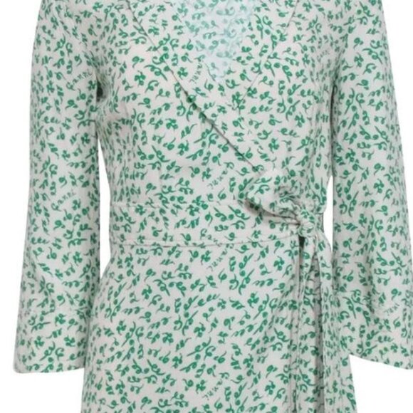 Ganni Ivory & Green Floral Print Crepe Wrap Dress Sz 40 (US 8) NWT - Picture 4 of 11